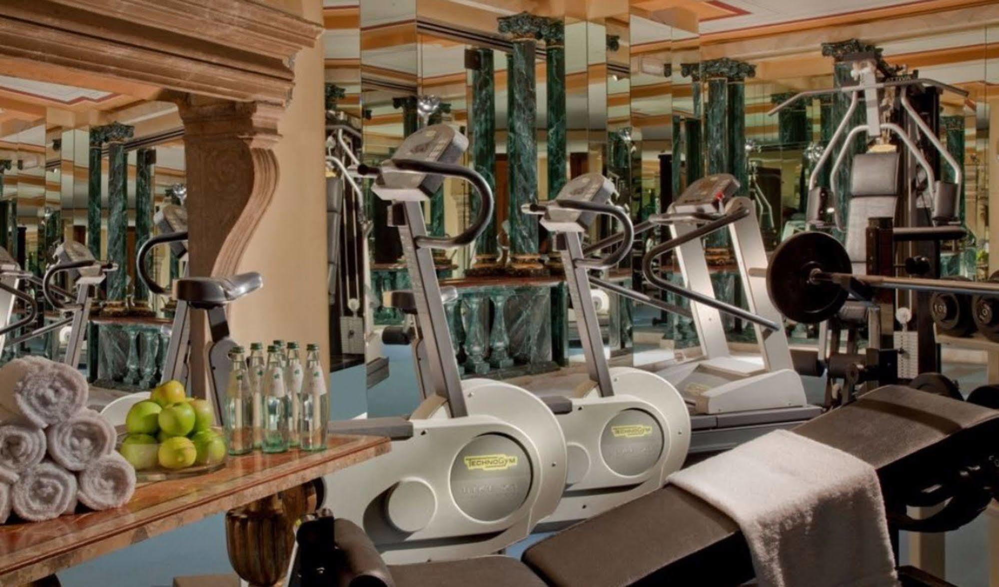 Bio Hotel Raphael - Relais & Chateaux Rome Exterior photo